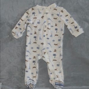 One piece with the feet cozy warm